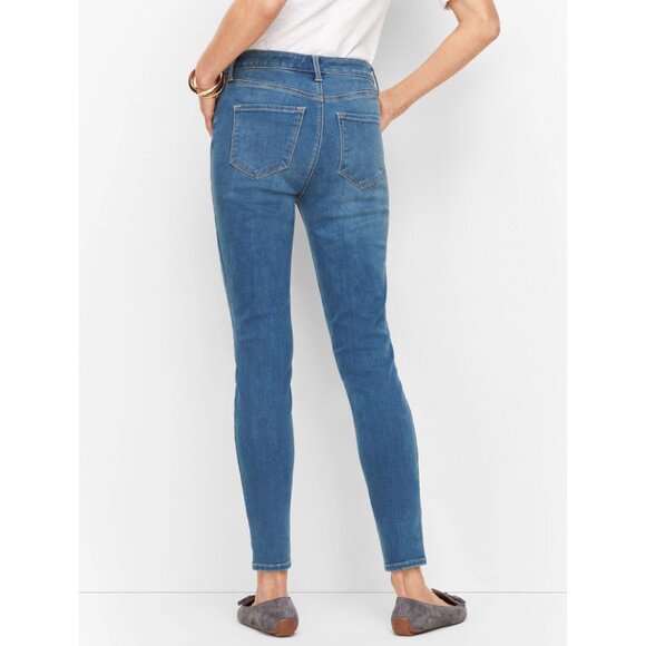 TALBOTS Women's Lakeview Wash Flawless High-Waist Jeggings Ankle Sz 14 Petite - Picture 2 of 6